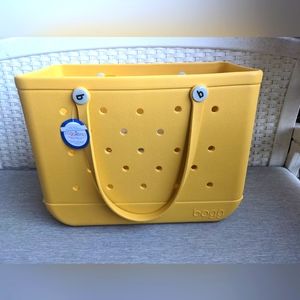 💛 YELLOW Large Bogg Bag NWT